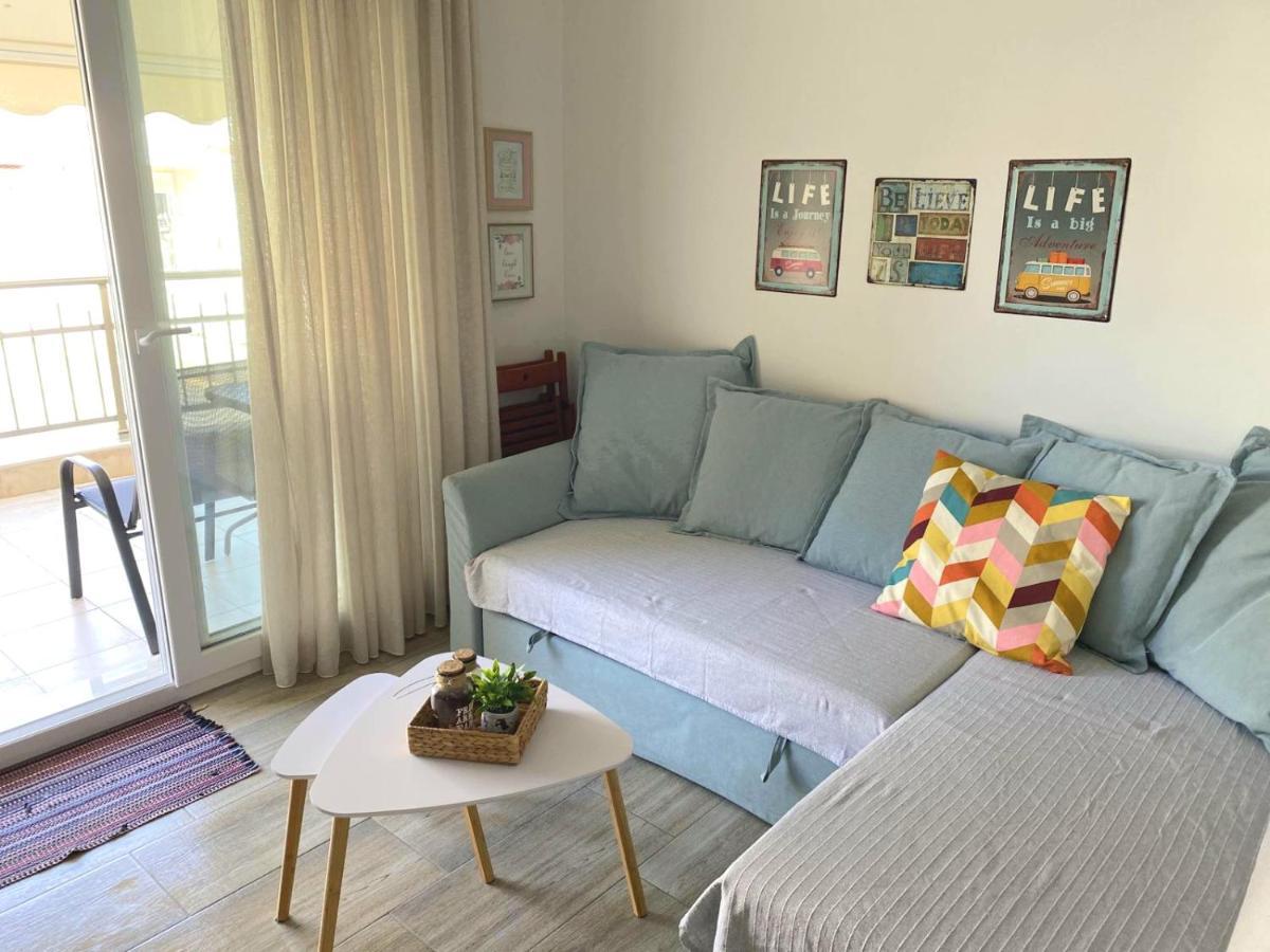 Myrsini'S Apartment Néa Péramos Exteriér fotografie
