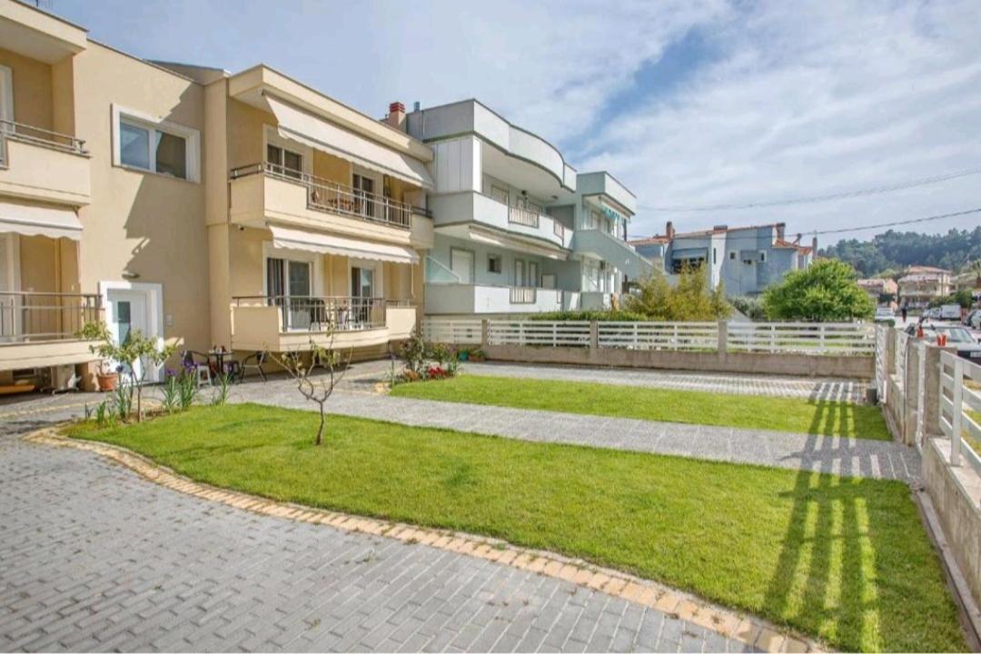 Myrsini'S Apartment Néa Péramos Exteriér fotografie