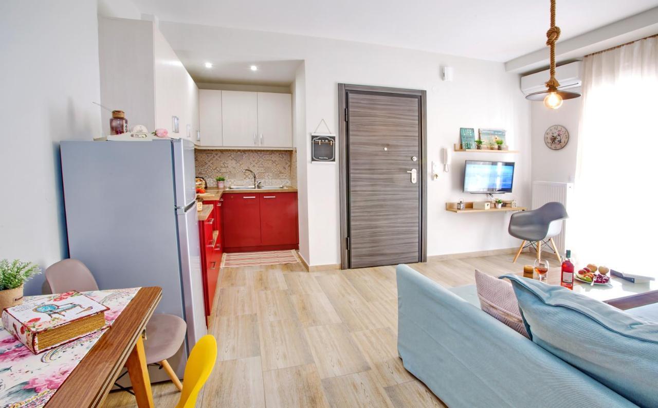 Myrsini'S Apartment Néa Péramos Exteriér fotografie
